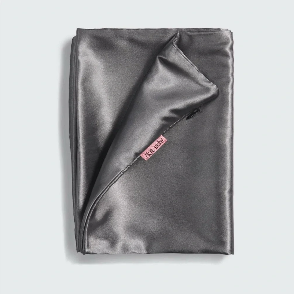 1 Kitsch Satin Pillowcase - Sleek Gray